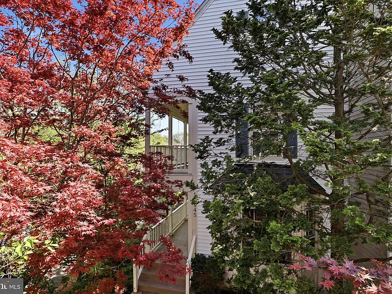 12845 Mill Brook Ct — Photo 42