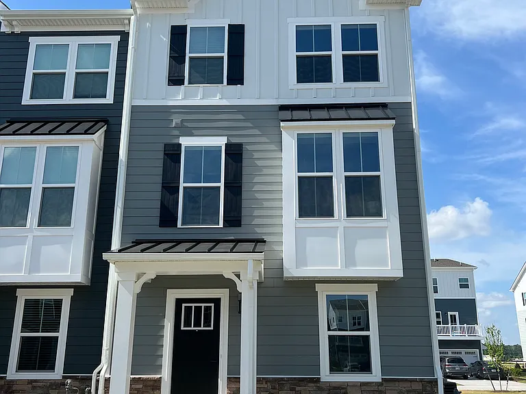 201 Oconner St — Photo 1