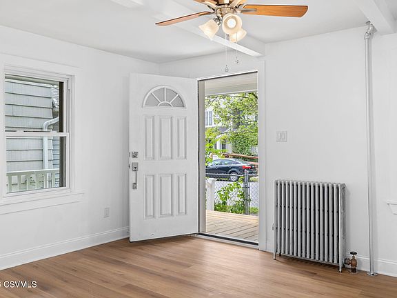 3rd image of 844 2nd St