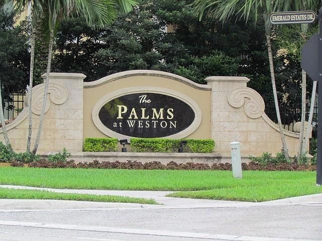 1st image of 16102 Emerald Estates #212