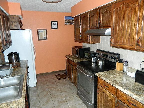 5th image of 10731 Cleveland Ave