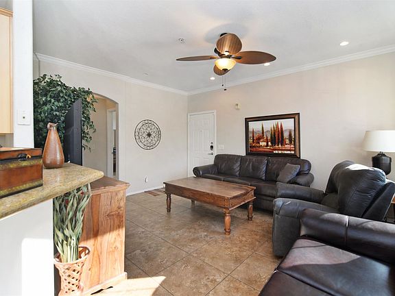 3rd image of 1941 S Pierpont Dr APT 1084