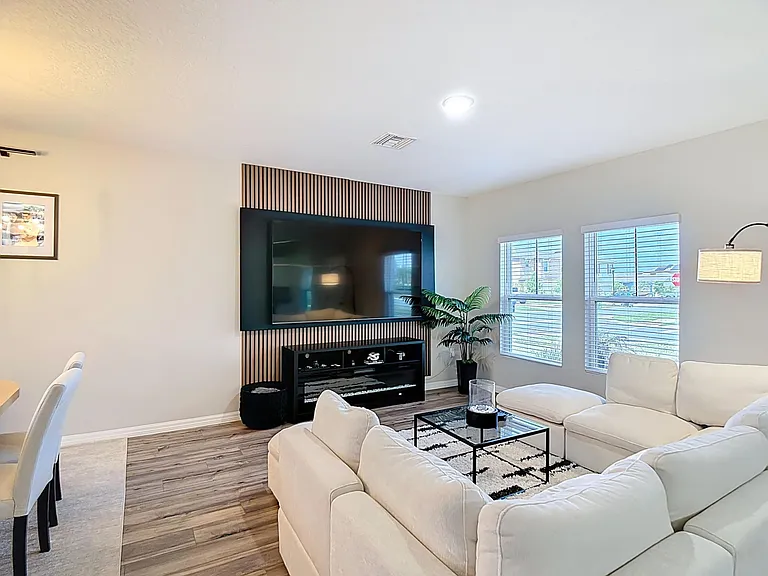 1504 Hummingbird Rd — Photo 10