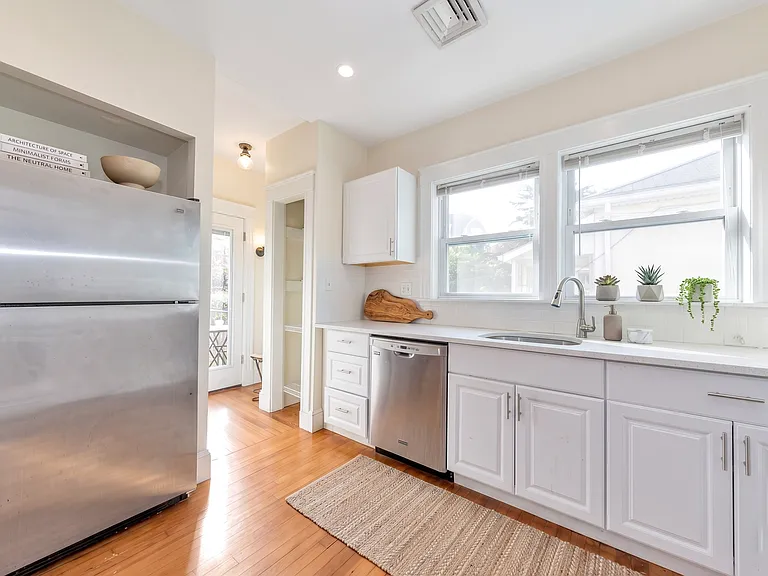 299-301 Alewife Brook Pkwy #3 — Photo 4