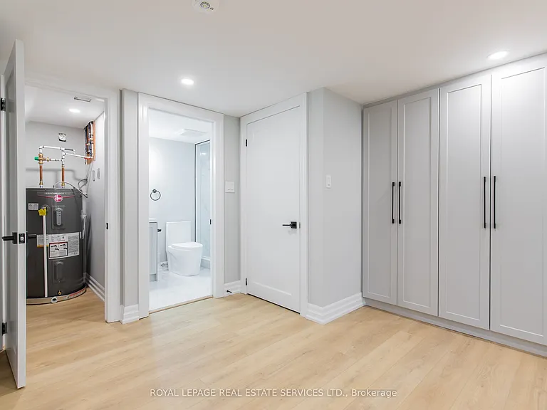 2 Thorndale Ave #C — Photo 19