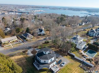 8 West Mystic Avenue, Groton, CT 06355