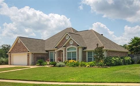 1st image of 301 Agate Dr