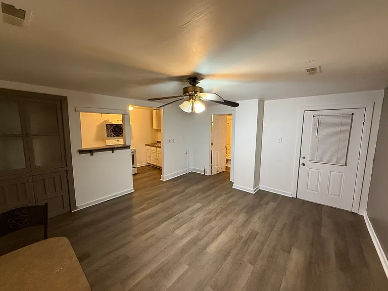 2119 Wilson Ave — Photo 11