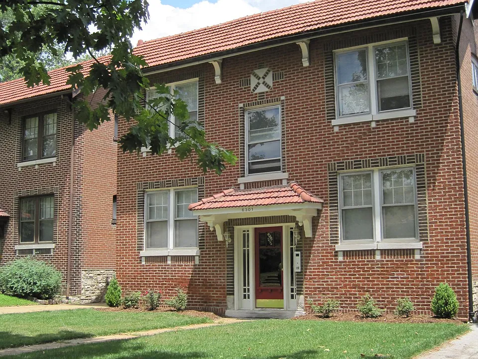 6301 Cates Ave #2W
