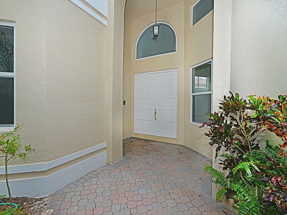 Home For Sale In Boca Grove