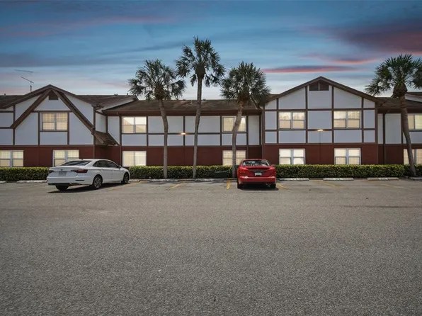 650 Pinellas Point Dr S APT 111, Saint Petersburg, FL 33705