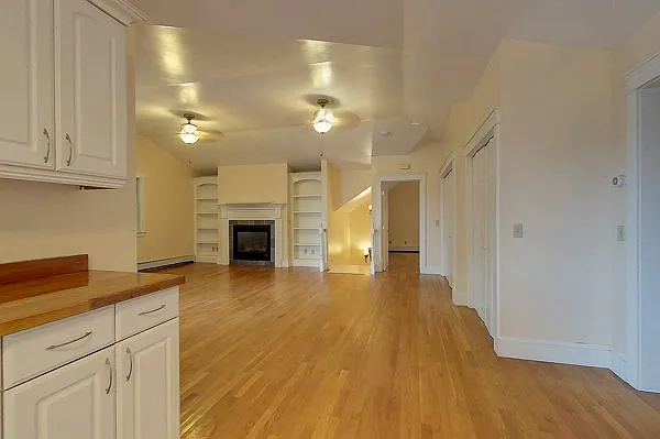 9 Bedlow Ave #4 — Photo 5