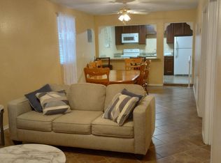 1305 W Nopal St, Carrizo Springs, TX 78834