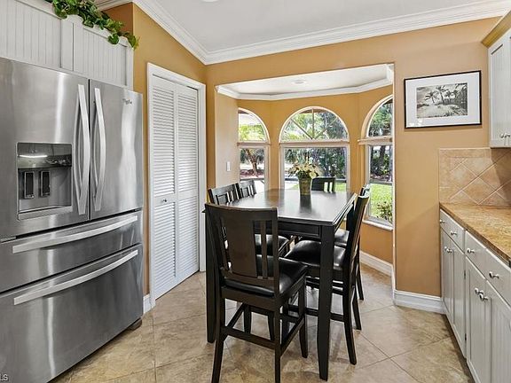 5th image of 5131 Coral Wood Dr