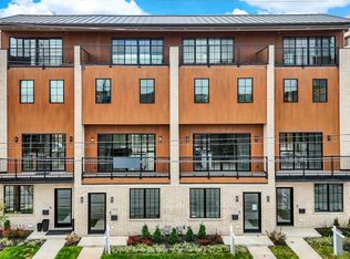 527 E North St, Indianapolis, IN