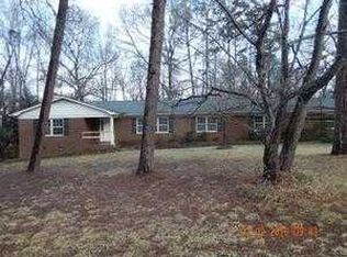 106 Churchill Rd, Dallas, NC 28034