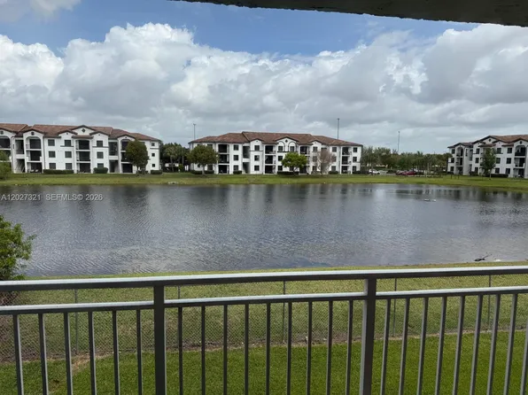 9373 Fontainebleau Blvd APT K232, Miami, FL 33172