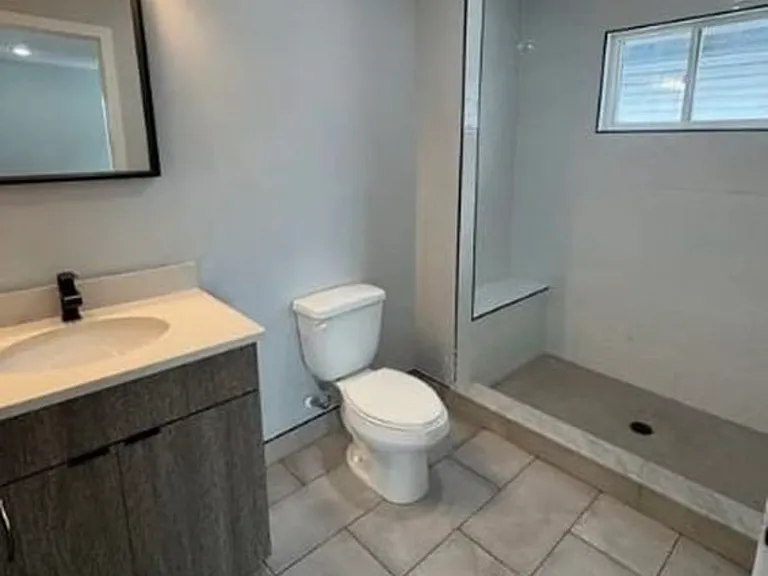 759 Seaport Dr — Photo 6
