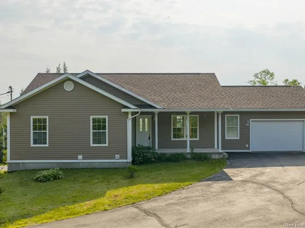 475 Shore Rd, Saint George, NB E5C 1N7