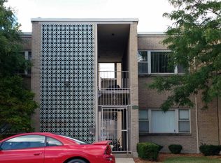 2440 W 111th St APT 2D, Chicago, IL 60655