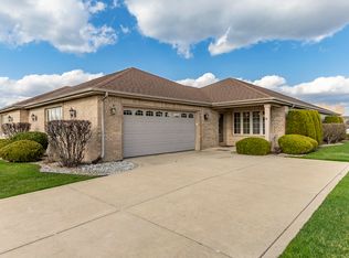9841 Hart St, Saint John, IN