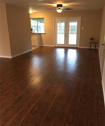 4th image of 1913 Glenwick Ln