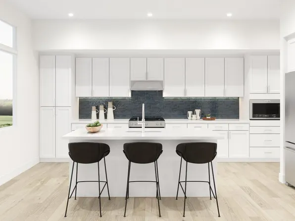 3TH Plan, Vantage at The Station