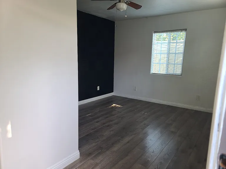 8826 Tyrone Ave #1 — Photo 9