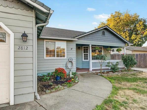 2812 Table Rock Rd, Medford, OR 97501