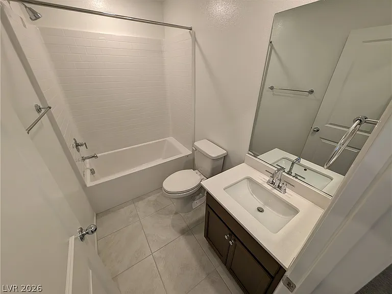 1949 Hydrangea Pl — Photo 18