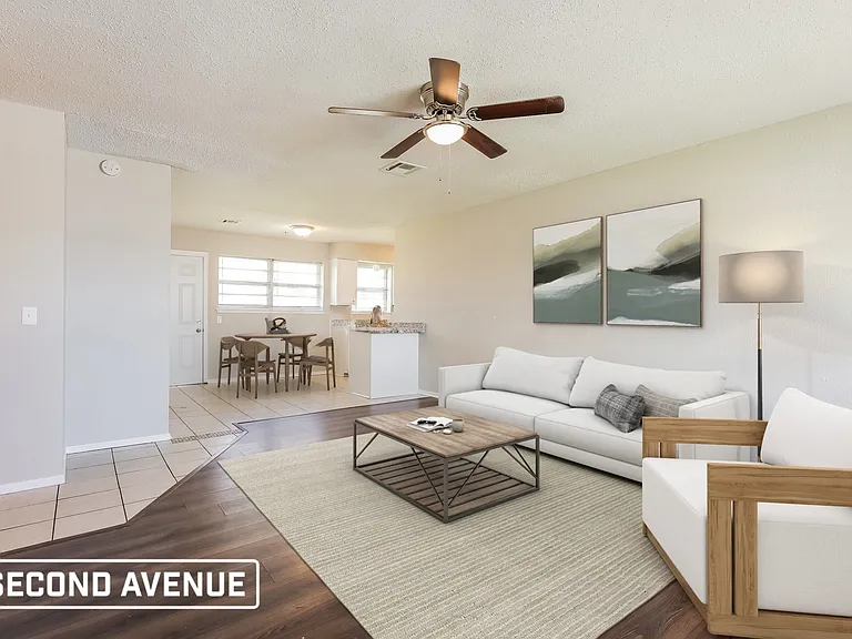 703 Willis St — Photo 2