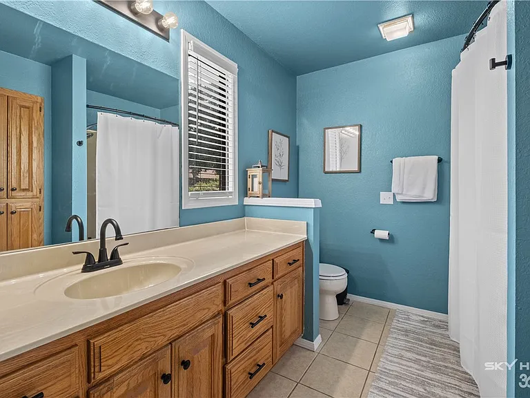13 Yarmouth Dr — Photo 24