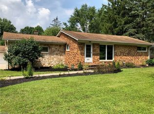 8358 Fairlane Dr, Macedonia, OH