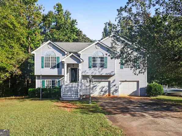 130 Hemlock Dr, Newnan, GA 30263