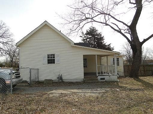 5th image of 506 Wilson St
