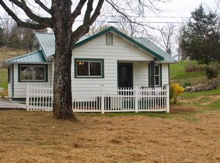 202 Trigonia Rd, Maryville, TN 37801