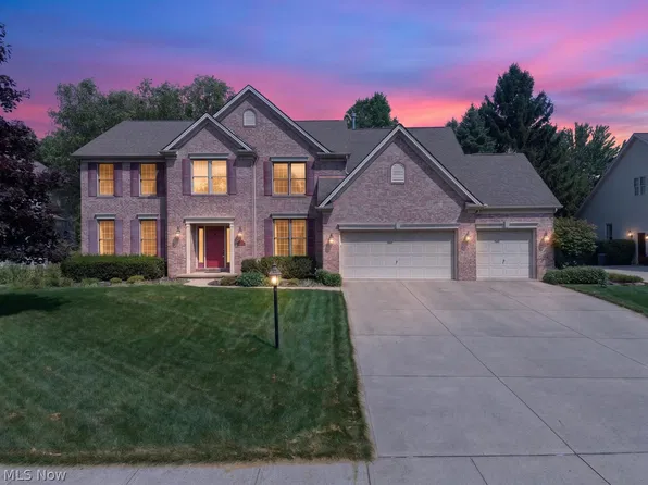20828 Kylemore Dr, Strongsville, OH 44149