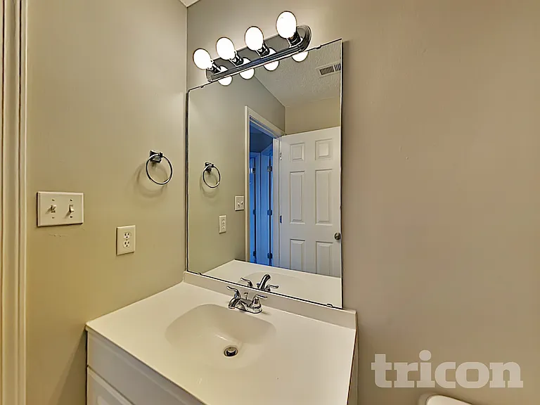 4019 Cedarbark Dr — Photo 14