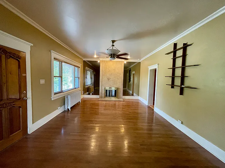 502 N 200 W — Photo 7