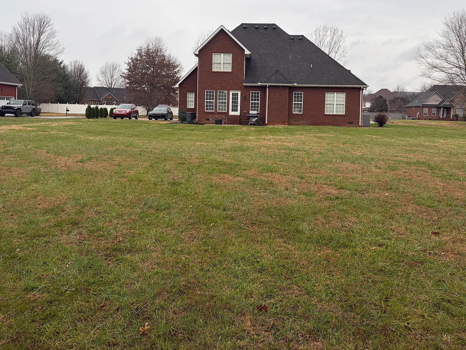 3 bed, 2.5 bath, 2087 sqft, $2,600 — Photo 2