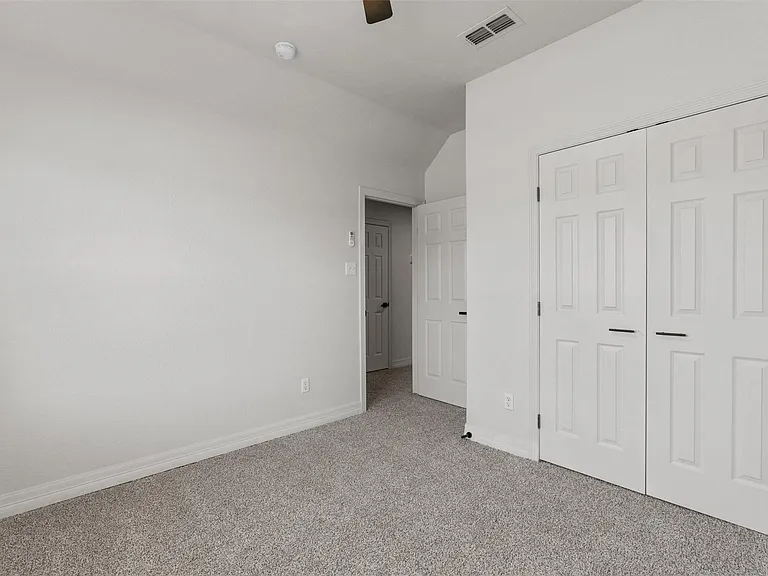 312 Country Club Dr — Photo 26