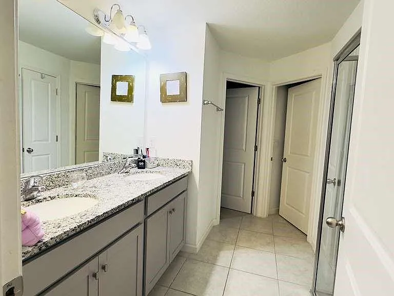 3473 Yarian Dr — Photo 3