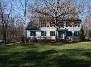 1018 Castle Hollow Rd, Midlothian, VA 23114