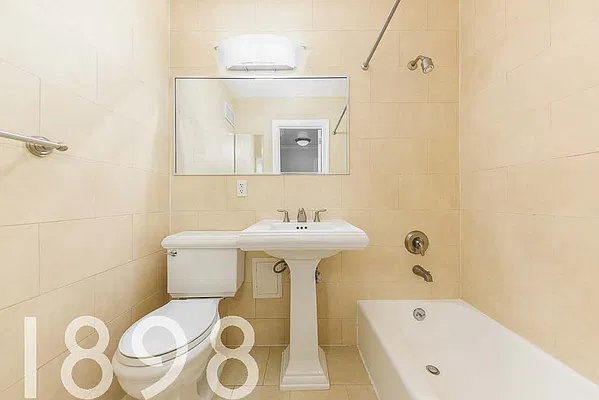 Rented by A&E Real Estate Management | media 5