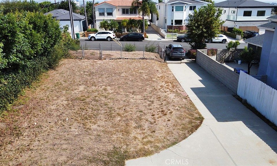 2nd image of 1410 17th St
