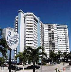 1st image of 1351 NE Miami Gardens Dr APT 912E