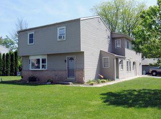 2477 Valley Rd, East Petersburg, PA 17520