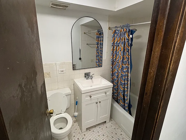 7305 Circle Ave #101 — Photo 7