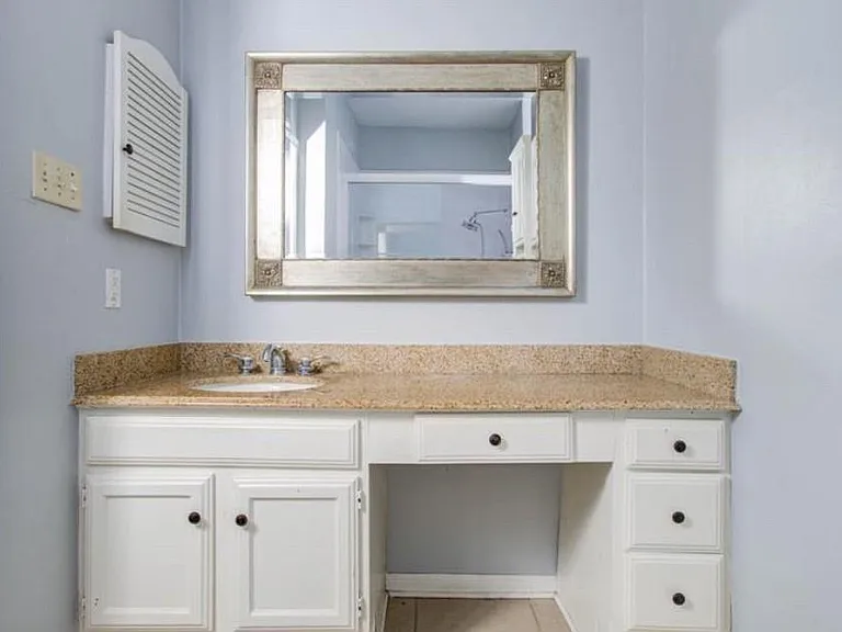 11711 Memorial Dr #381 — Photo 9