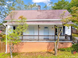 184 Walnut St, Commerce, GA 30529